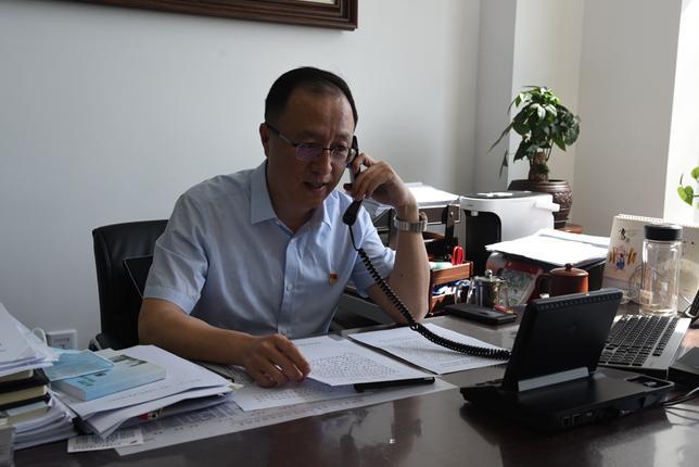 国网优秀党员陈铁擅长硬仗的铁军队长