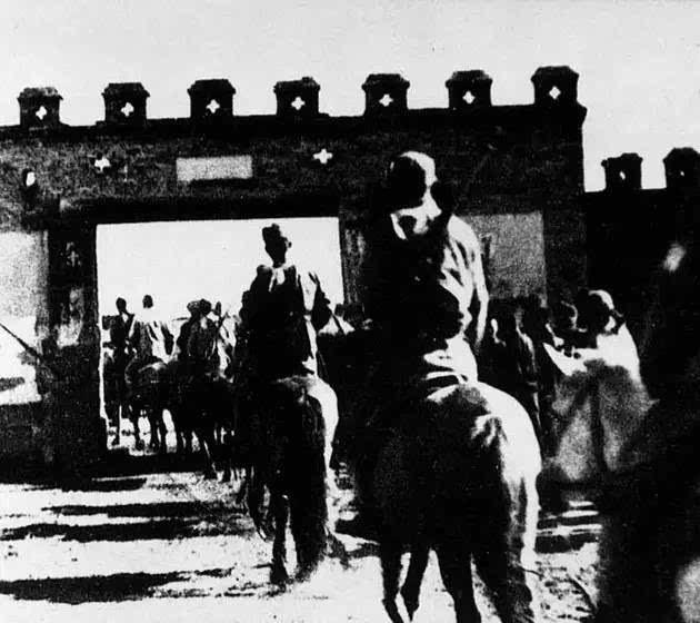 1933年夏,察哈尔民众抗日同盟军收复多伦