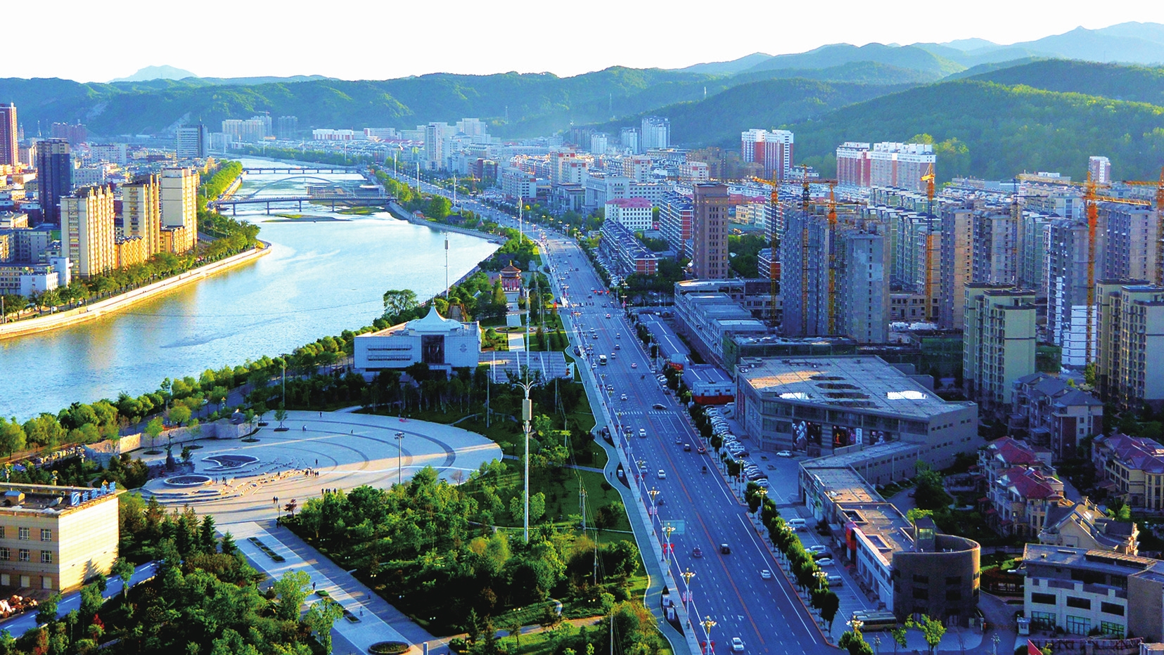 厚植"绿水青山" 铸就"金山银山"|白山市_新浪财经_新浪网