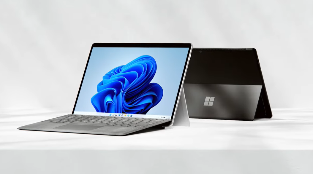 微软秋季发布会 Surface Pro 8配备雷电4接口旗舰laptop Studio支持三种形态 新浪财经 新浪网