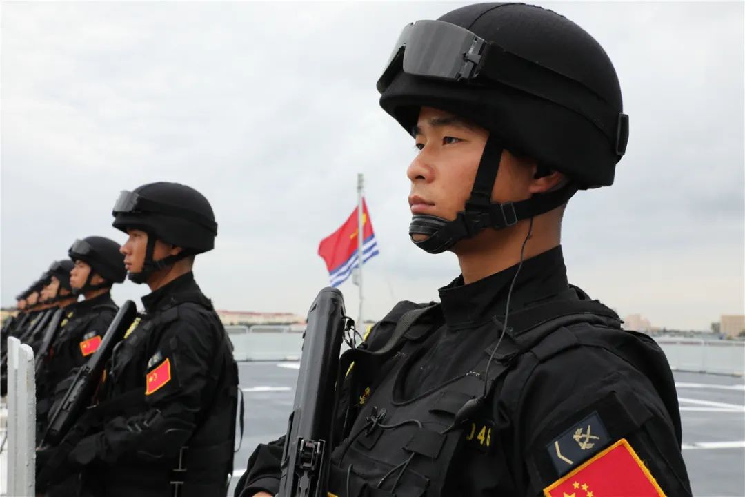 出征海军第39批护航编队起航赴亚丁湾