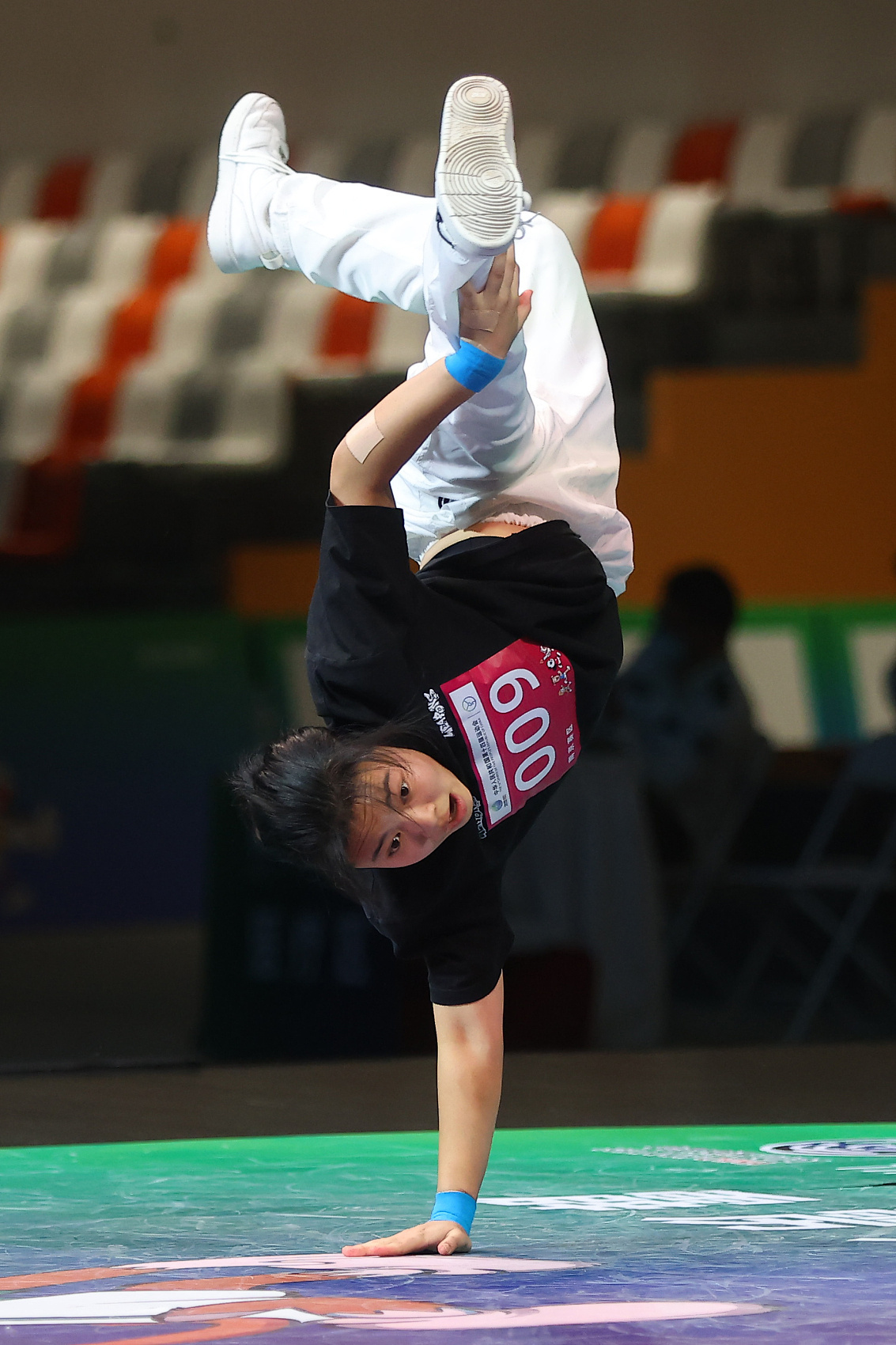 首枚全运会霹雳舞项目金牌诞生