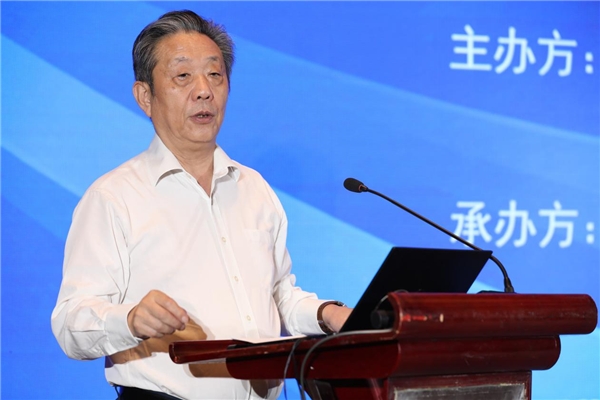 中国汽车芯片产业创新战略联盟理事长董扬