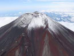 罕见修正！日本富士山7日宣布“初冠雪”后又撤销