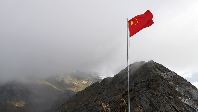 中印边境一线哨所:"能明显感受到他们对我们的羡慕"|中印边境_新浪财