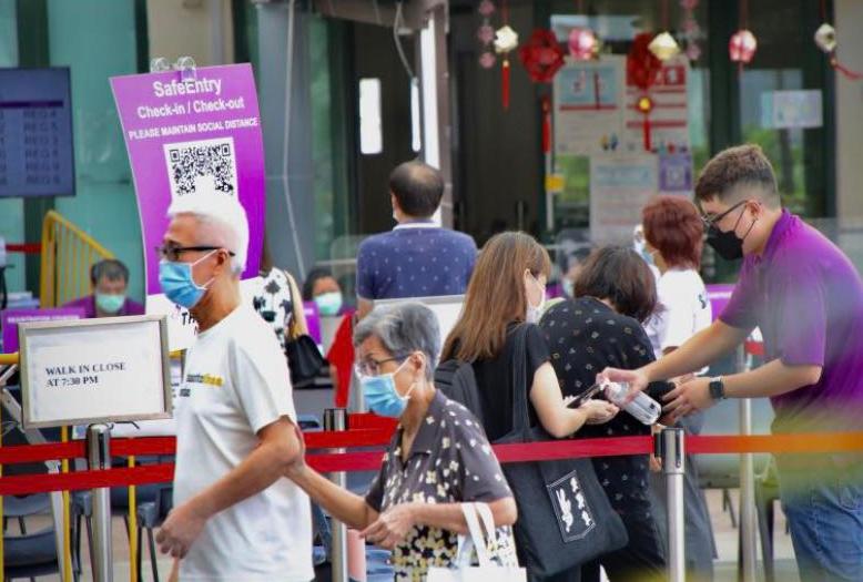 新加坡新增新冠肺炎确诊病例2909例 累计确诊99430例