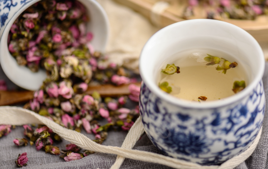 越吃越漂亮试试这四款美颜药膳