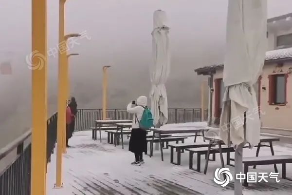 河北崇礼昨日飘雪。（图/王旭海）