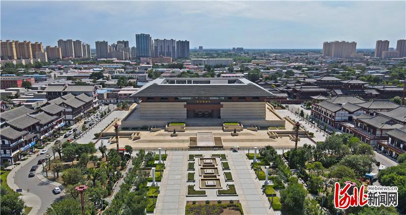 欢度国庆 情满家国|河北定州:博物馆里欣赏文物之美|定州市_新浪财经_