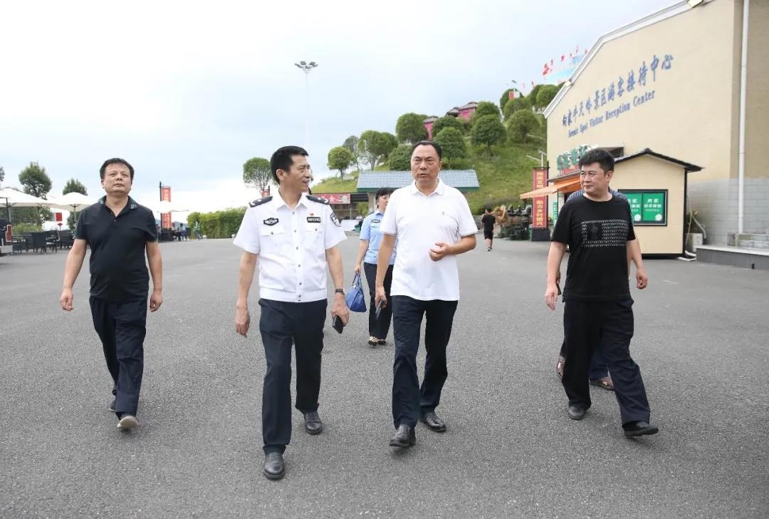 邵阳:刘定湘同志深入隆回调研