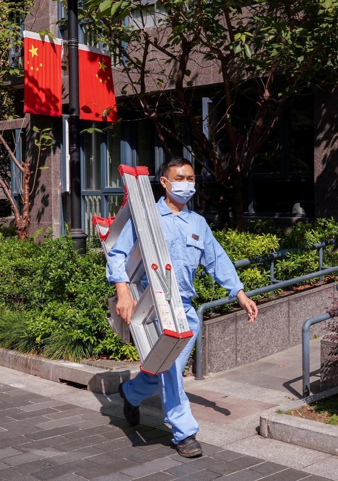 国庆我在岗丨新长宁集团最美物业人袁欣