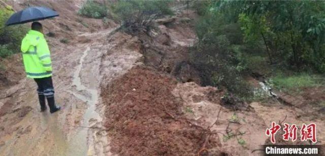 山西省灵石县11条主要县道均存在不同程度水毁、损坏问题。灵石融媒体中心供图