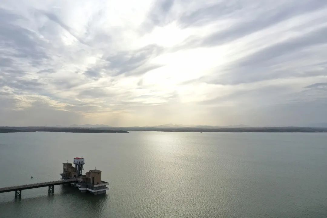 15230米岳城水库水位创历史新高最大限度减轻下游防洪压力