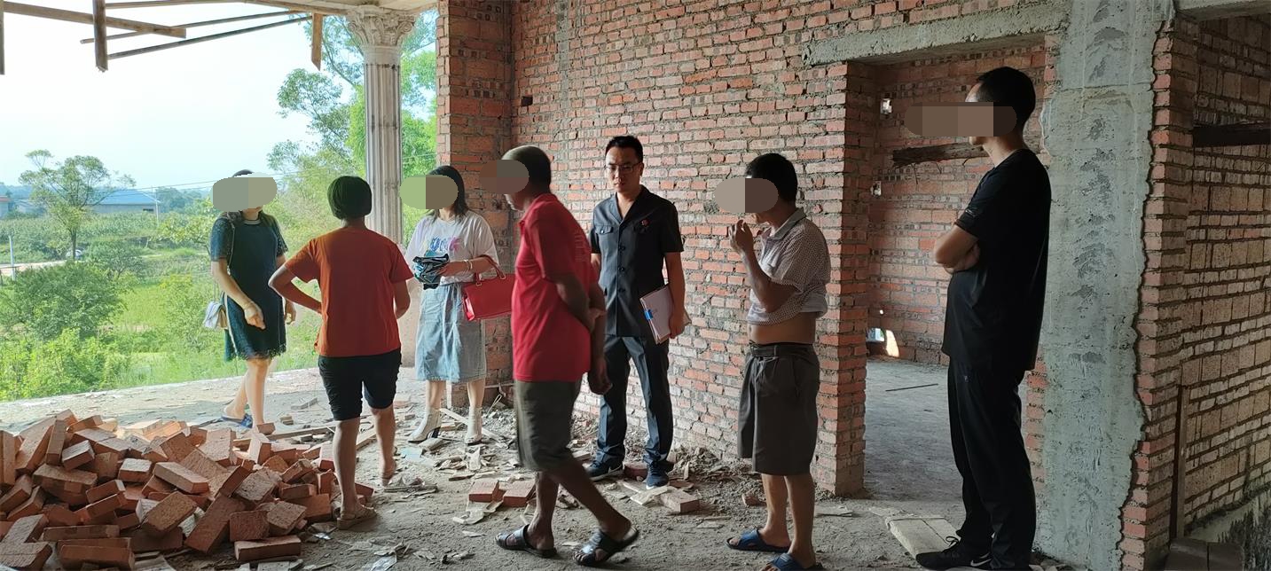 我为群众办实事法官现场勘验办案高效化解矛盾纠纷