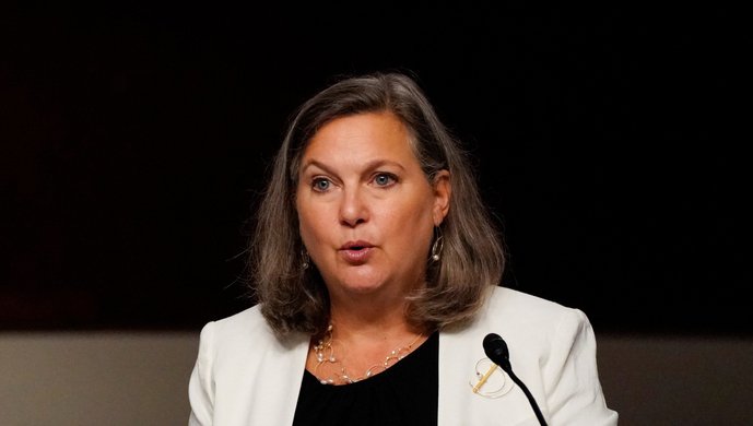 最后一刻才被允许入境俄罗斯美副国务卿纽兰将尬聊进行到底