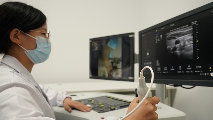 看病不用起早排队挂号做b超可远程超声在上海这个区看病未来感十足