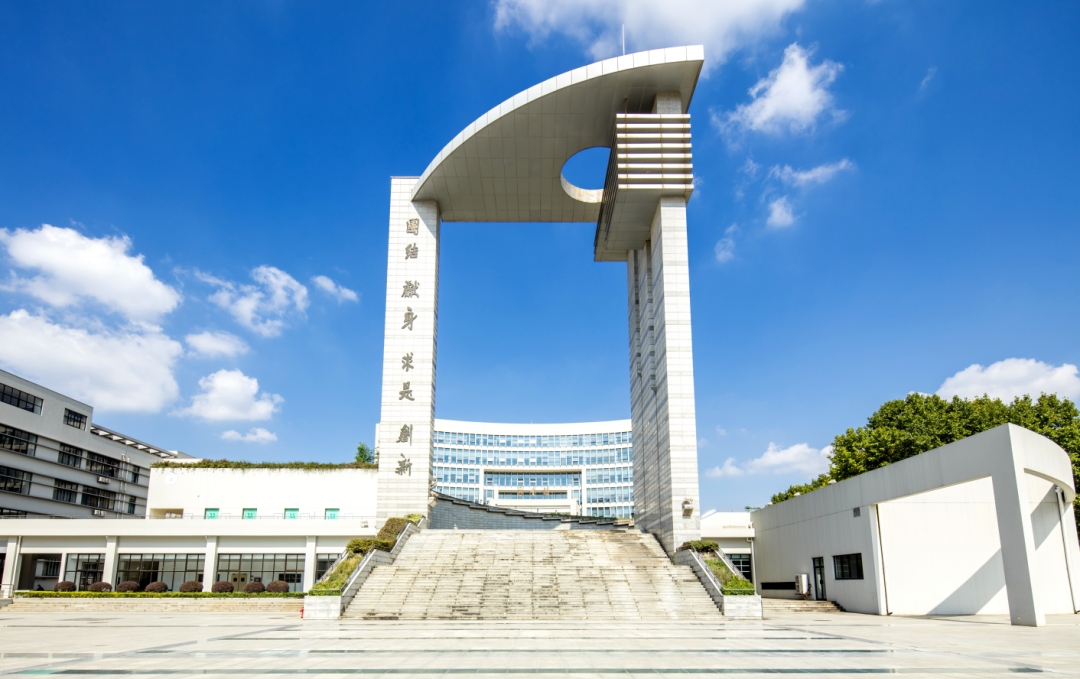 的2021年新版南京理工大学校歌mv《使命》在全网播放量已达到50万次!