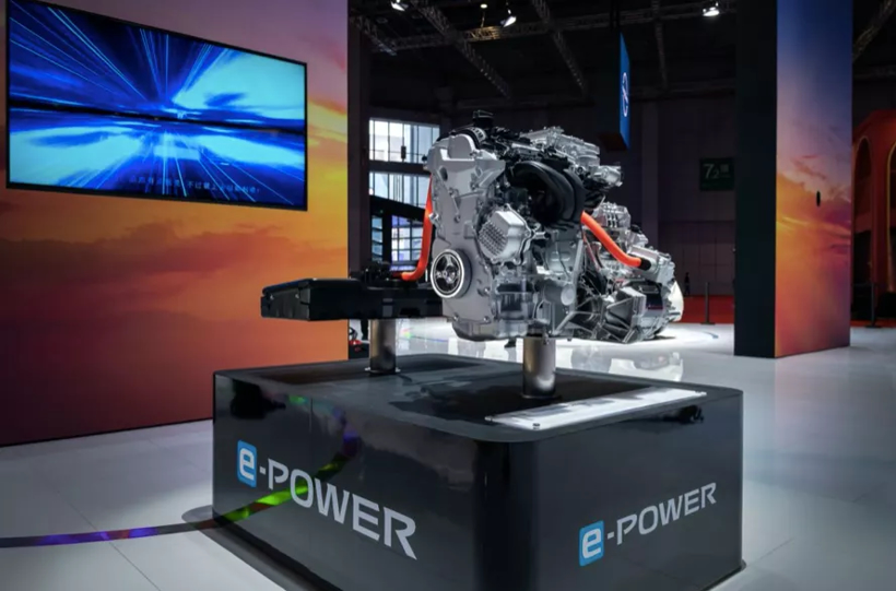 e-POWER驱动电机及控制器（图片来源：东风汽车有限公司）