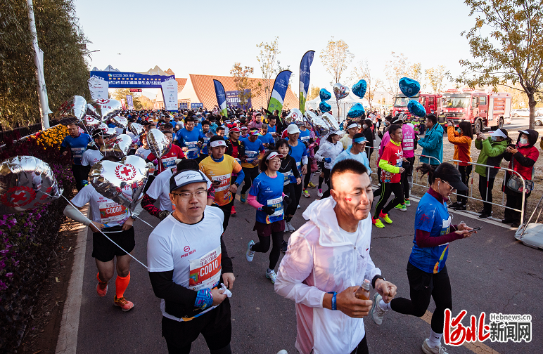 2021官厅湖湿地生态马拉松赛激情开跑