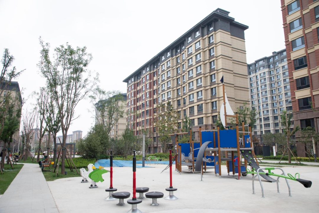 雄安新区容东片区首批安置住房分配现场摇号工作启动