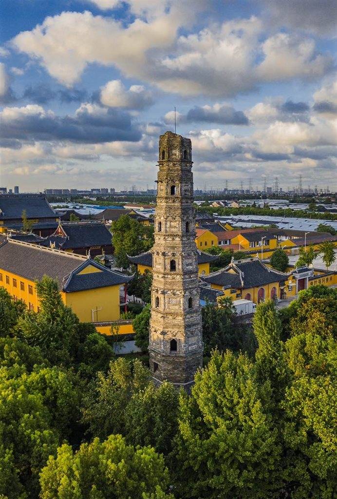 青浦白鹤在迈向农业强镇的路上不只有草莓 还有"社区美"