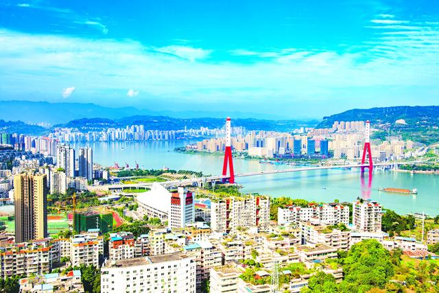 万州城市变大,变美. 记者 冉孟军 摄