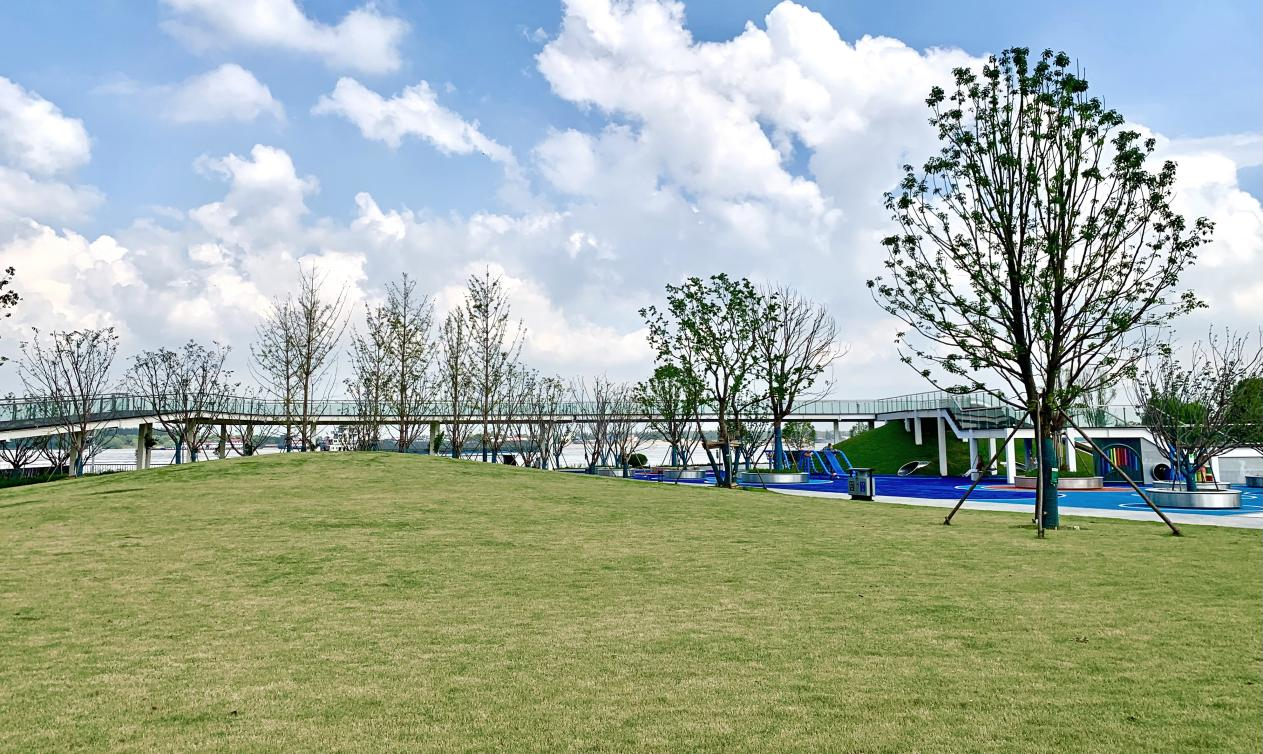 滨江公园入口景观