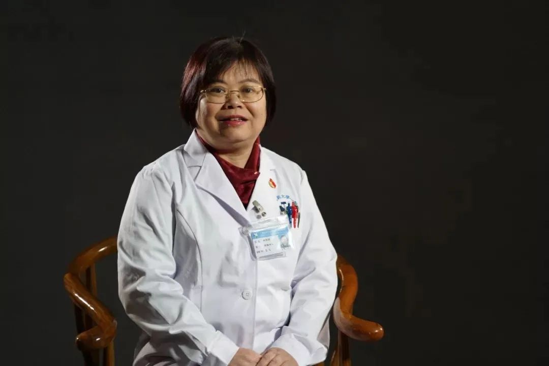 林丽珠 广东省名中医,广州中医药大学第一附属医院副院长,医学博士