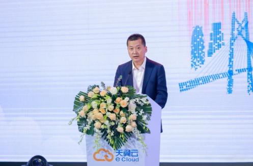 (中国电信广东公司总经理崔占伟)