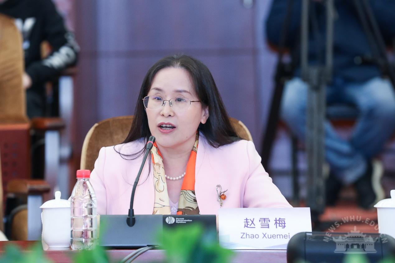 校党委副书记赵雪梅在世界大学女校长论坛拉美分论坛作专题演讲