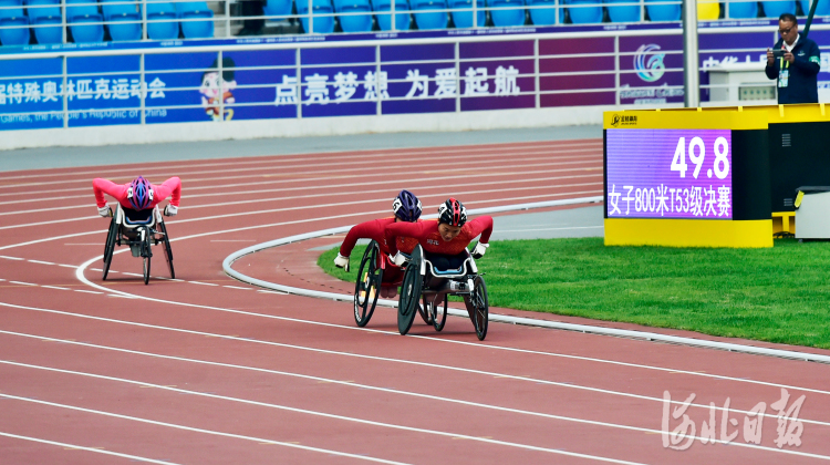 聚焦全国残运会河北选手包揽轮椅竞速项目金银