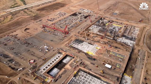 宣布建厂一年多后的台积电亚利桑那工厂 视频截图