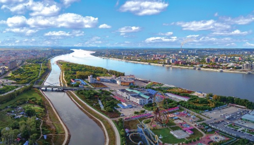 黑河市全景图.黑河市委宣传部/供图