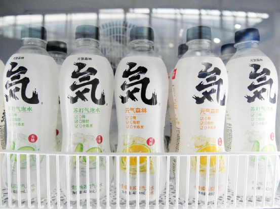 气泡水35元一箱卖逾30万单网友质疑刻意营销元气森林回应