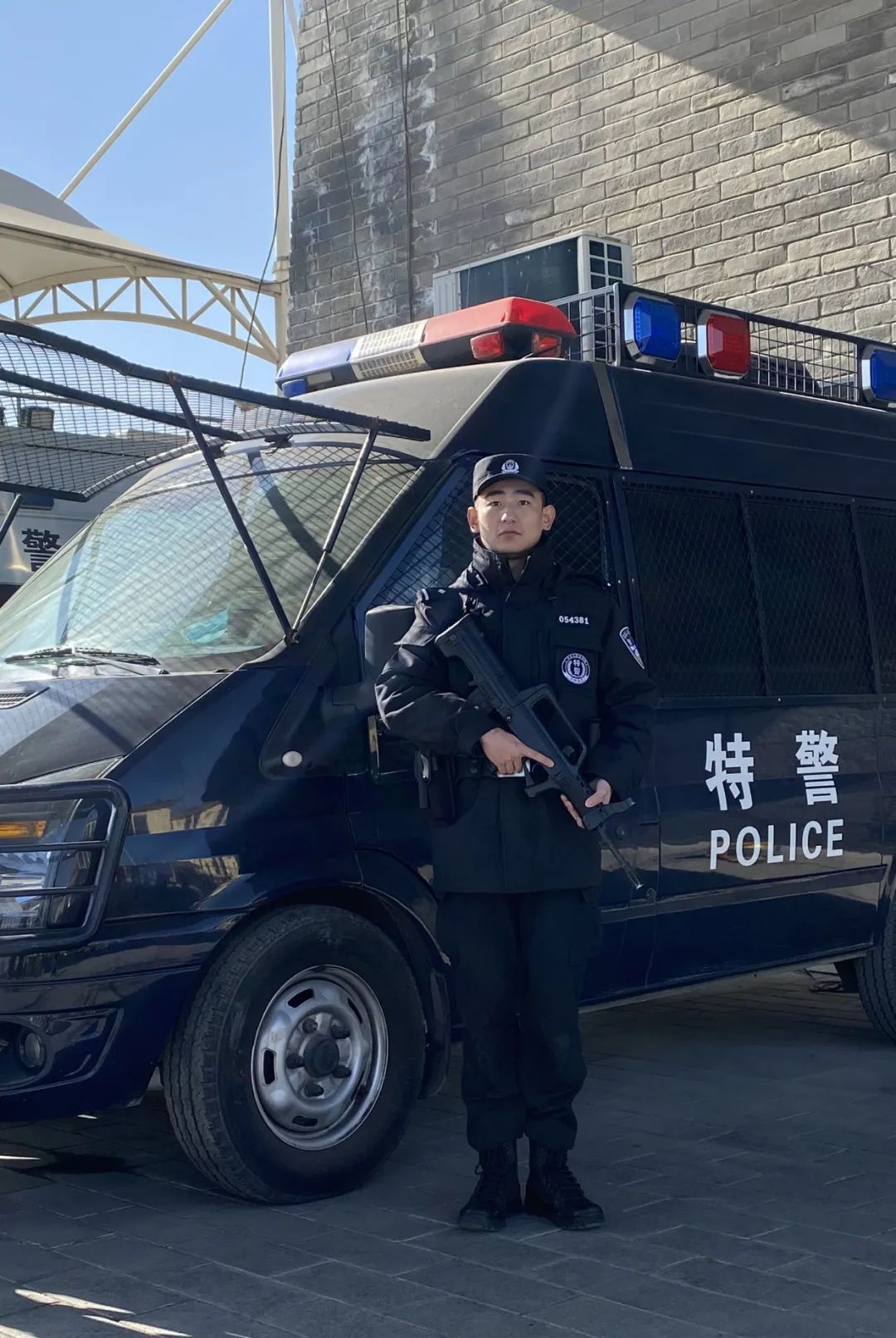 致敬首个警察节他们用责任守护平安