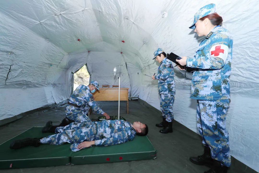 卫生员首先是战斗员进一步提高支队后装综合保障能力在提升部队专业