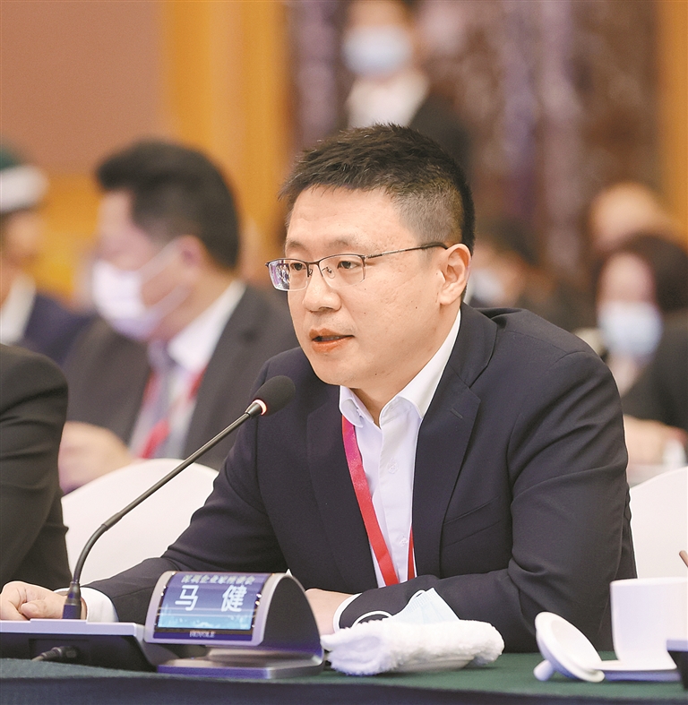 惠科股份有限公司董事长王智勇蓝思科技(12.150,0.08,0.