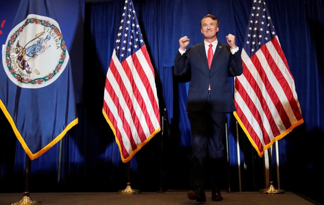 当地时间2021年11月3日，共和党州长候选人扬金赢得美国弗吉尼亚州州长选举。图/IC photo