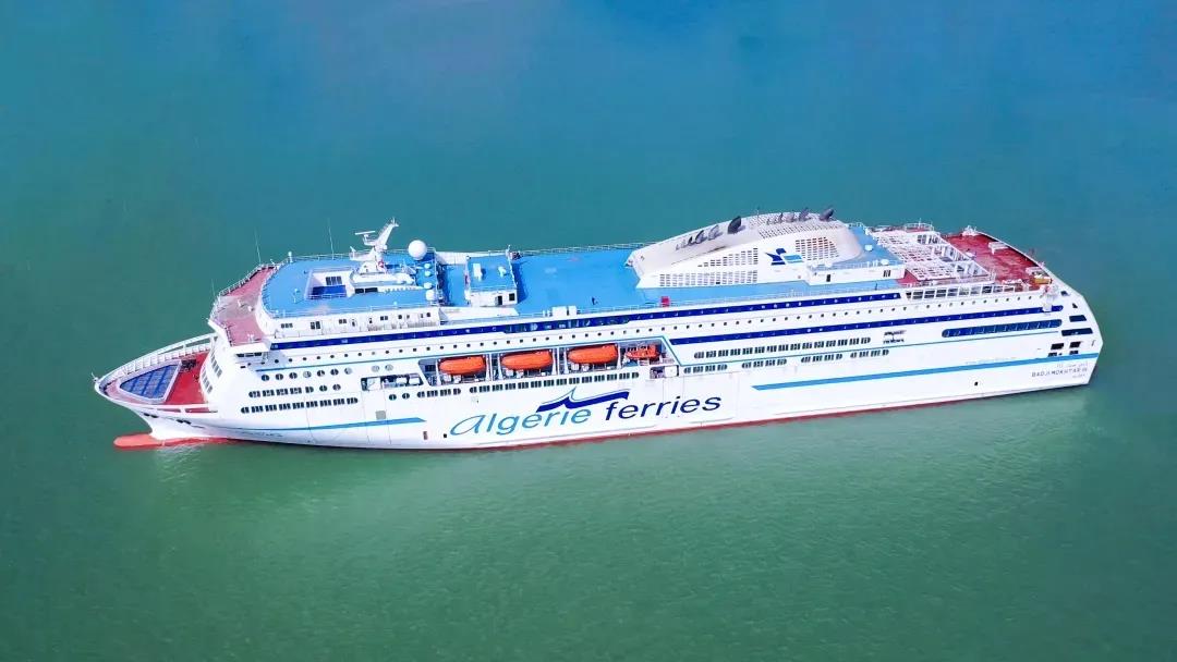 中国船舶造阿尔及利亚豪华客滚船首航乘客纷纷五星好评