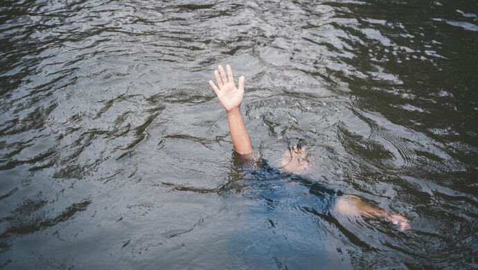 一中国交换生在澳大利亚溺水身亡与朋友浮潜时遭遇意外