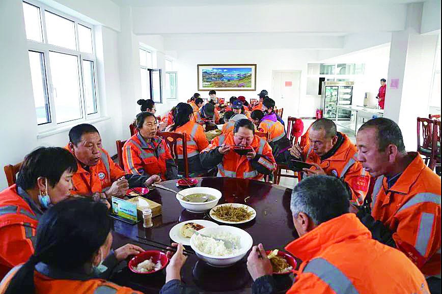 为环卫工免费提供早午餐