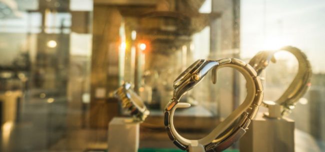 26万劳力士手表购后24天日历停跳 售后移位零件却未见任何说明