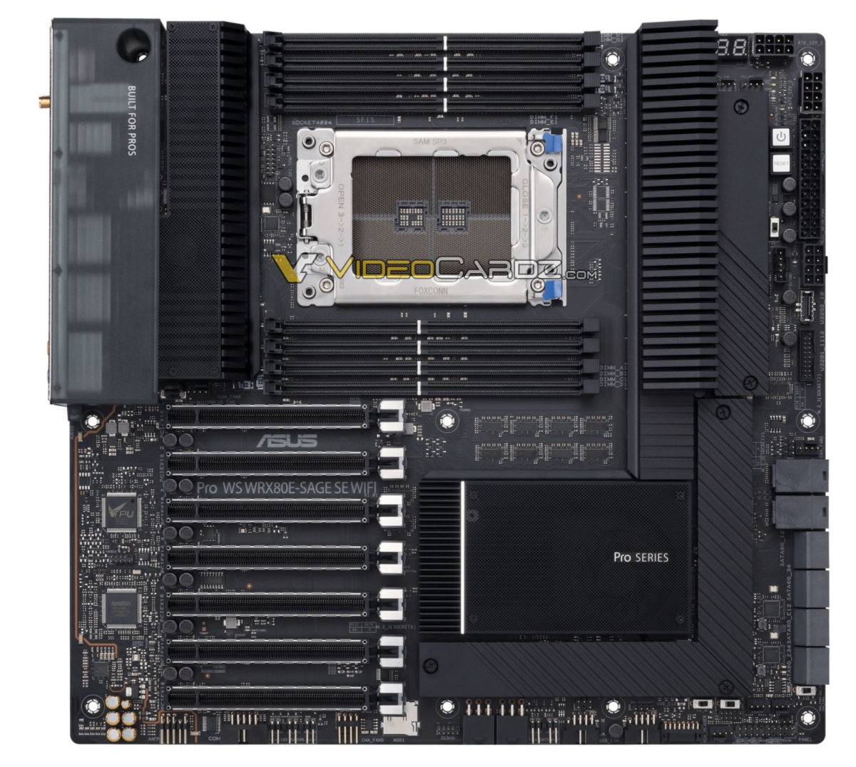 华硕新款WRX80主板亮相，为AMD线程撕裂者Pro CPU设计