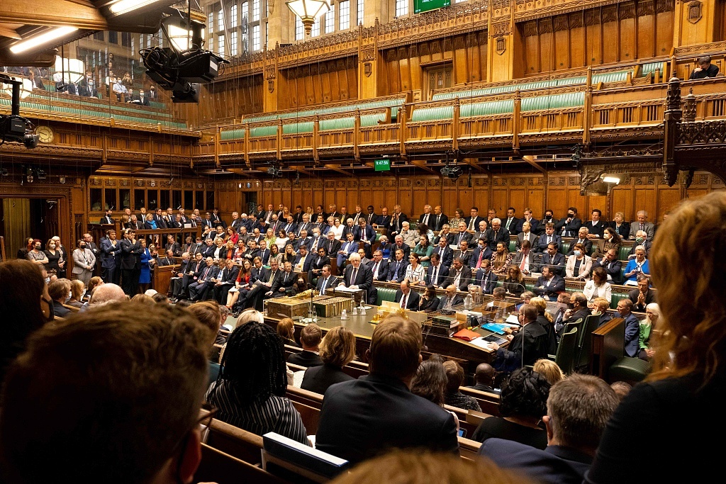 议员副业赚百万英镑英国考虑禁止议员从事兼职工作