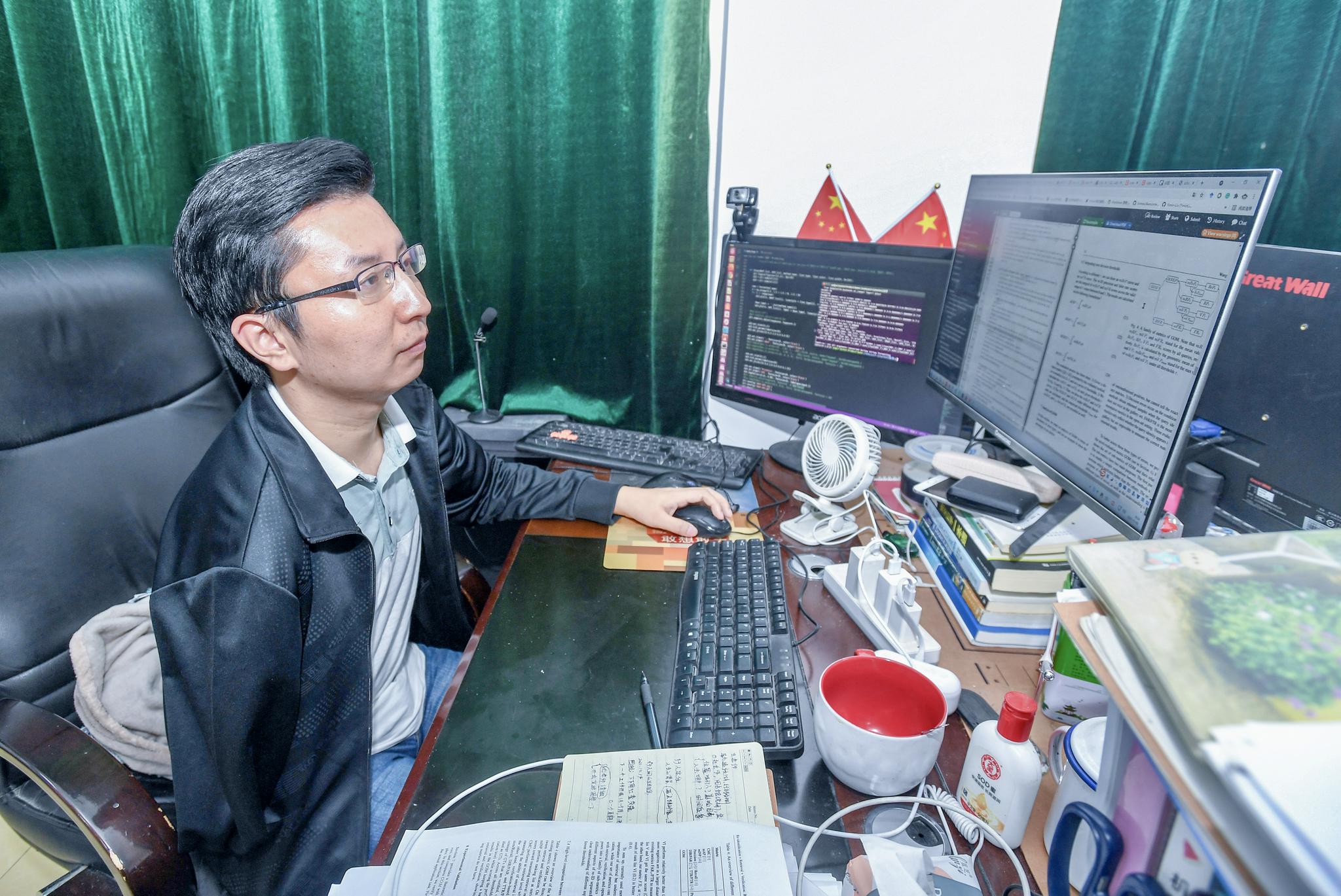 独臂博士袁鑫希望我的故事可以激励那些躺平的人