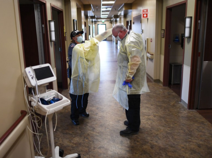 美国科罗拉多州新冠患者住院率创新高更多年轻患者住进icu