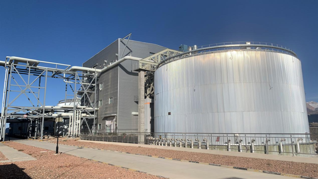 图:青海中控德令哈50mw光热电站熔盐储能系统