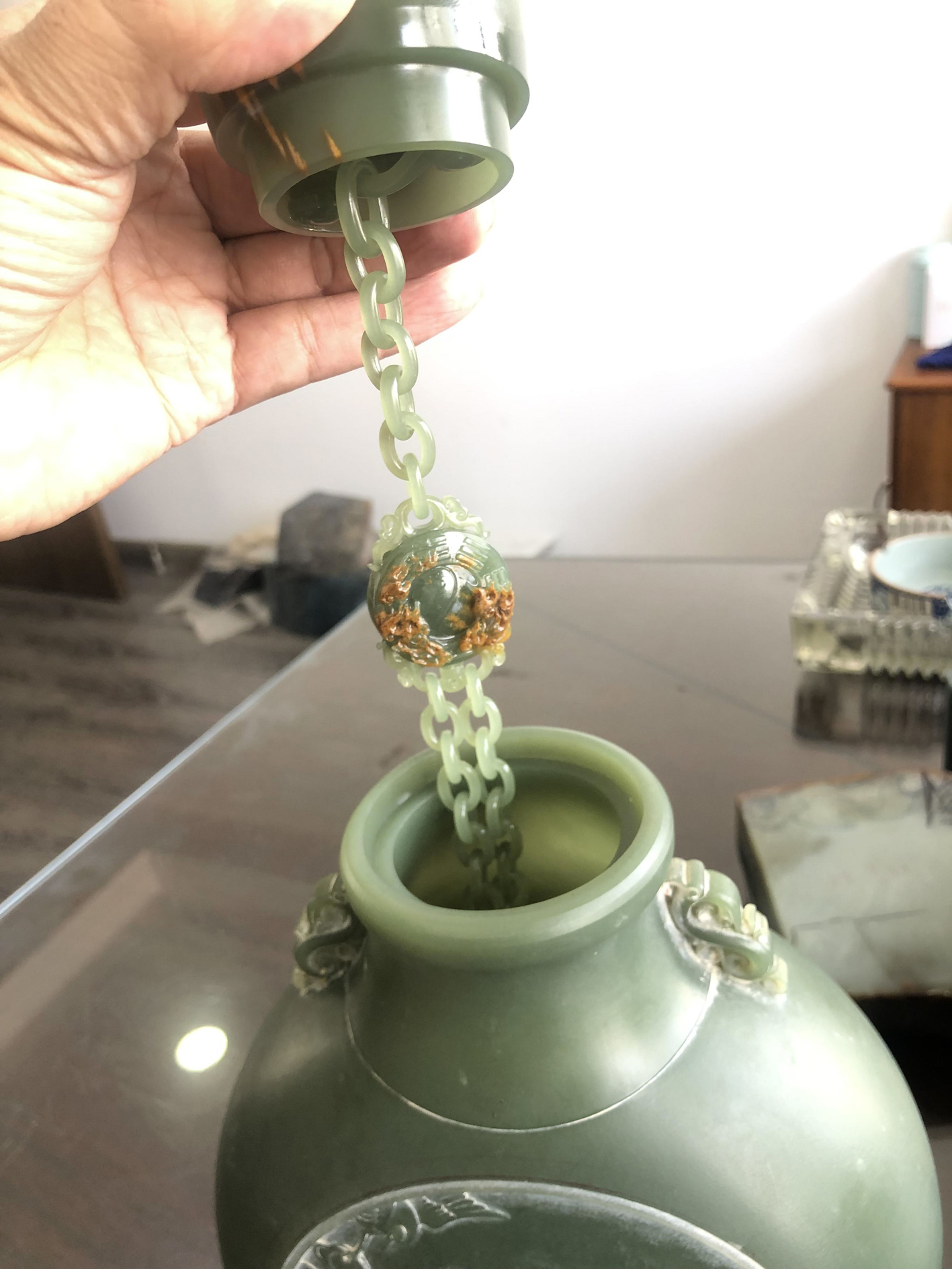 瓶中琢链 扬州玉雕大师再现绝活|玉石_新浪财经_新浪网