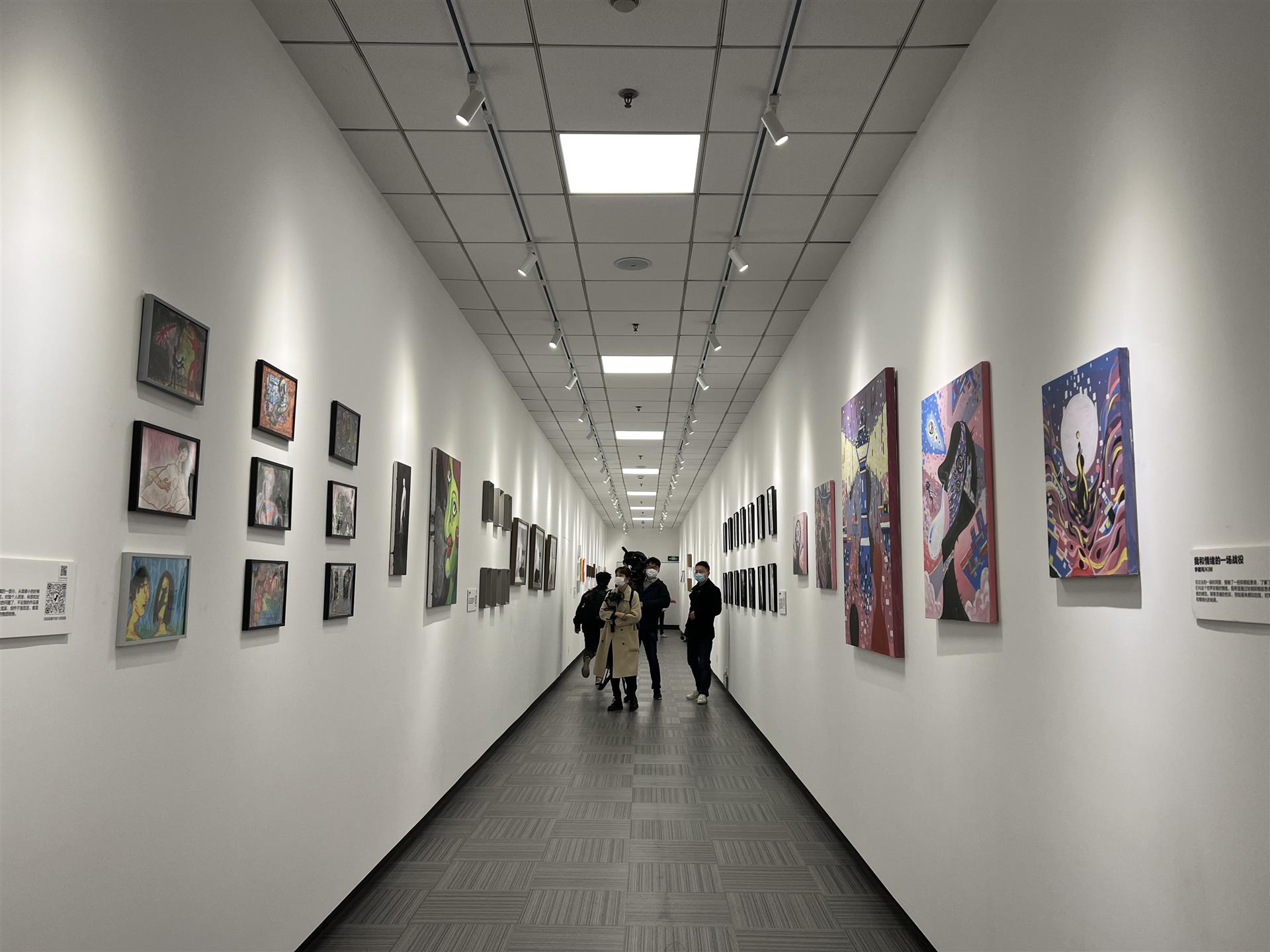 患有精神疾病的艺术家带你走入"蓝梦":"600号画廊"第二期展览全新亮相
