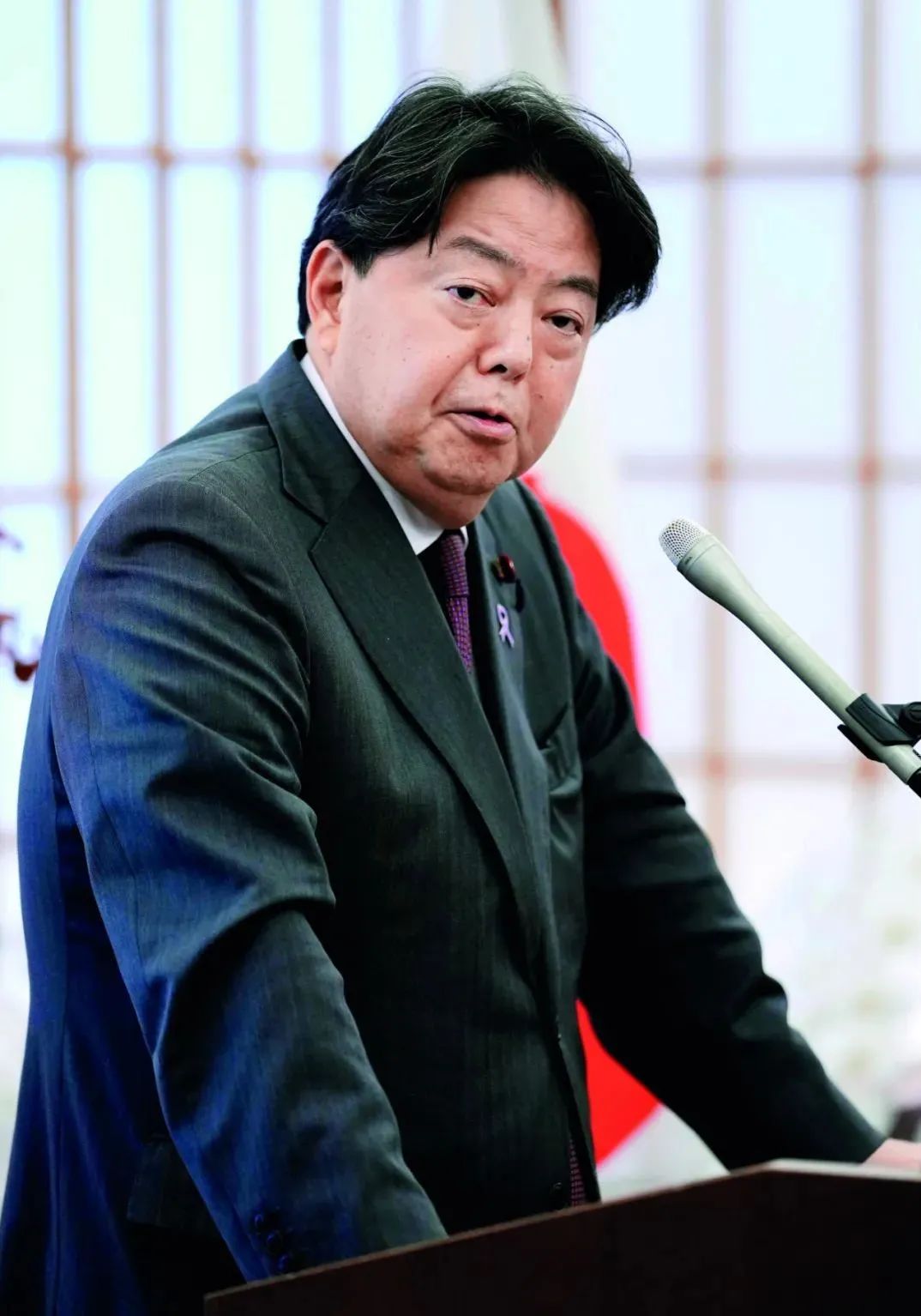 日本新外务大臣 既知华也知美 手机新浪网